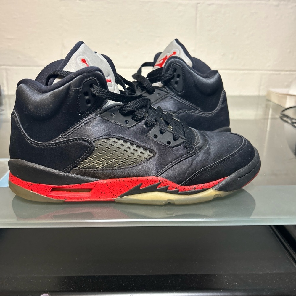 Size 7Y Nike Air Jordan 5 Retro Satin Bred
